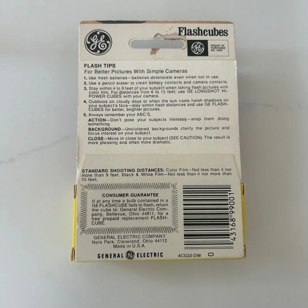 GE Flashcubes Standard 3 Pack 12 Flashes Yellow Vintage New Old Stock Box